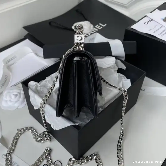 Hyper Peter CHANEL WITH CHAIN CHANELUTCH 0703